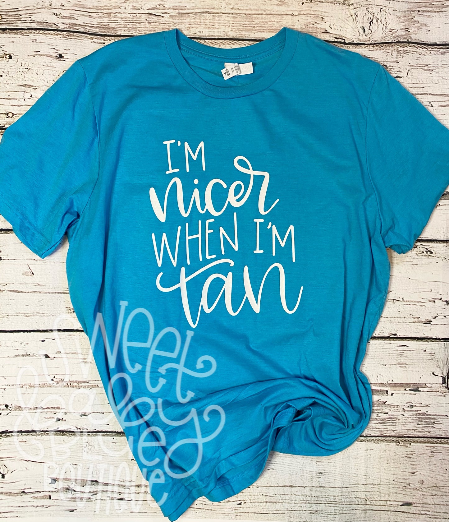 I'm nicer when I'm tan Short Sleeve Shirt